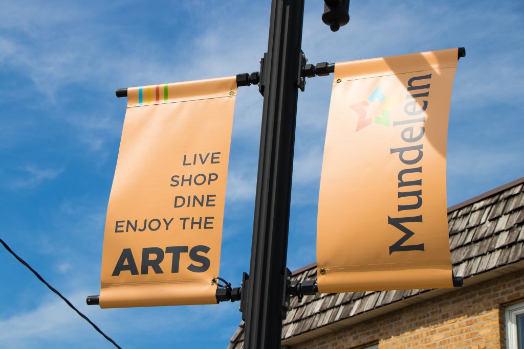 Mundelein Boulevard Banners